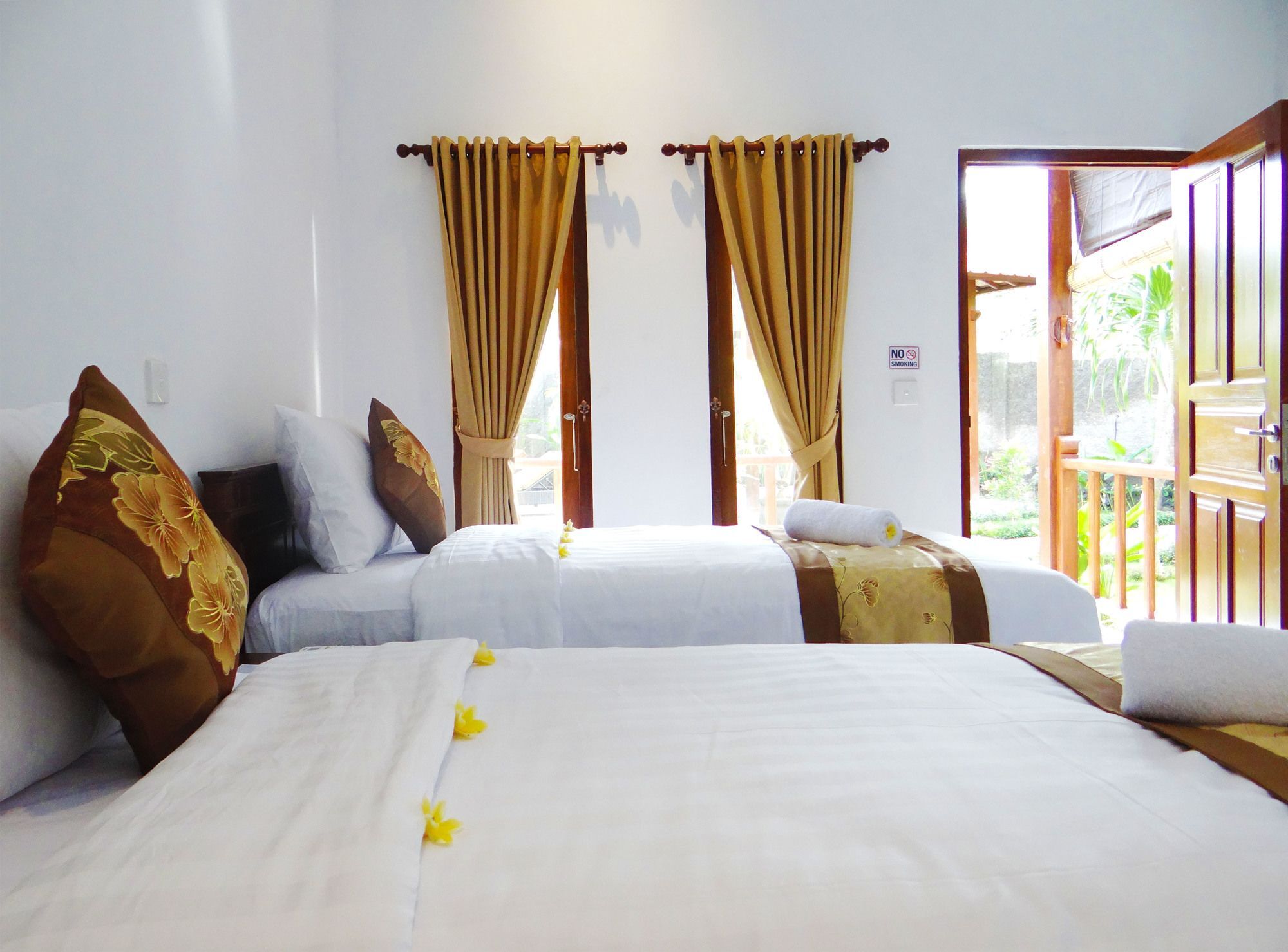Isola D'Oro Lembongan Bed & Breakfast Nusa Lembongan  Ngoại thất bức ảnh